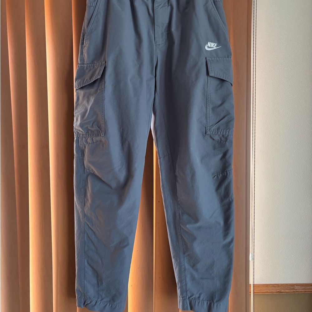 Nike Men's Gray Cargo Pants
